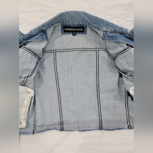 Express - Picture 2 of 2